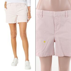 Tommy Hilfiger Women's 5 Inch Chino Shorts in Pink